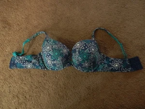 Cacique BH Boost Plunge glatt blau Schneeflocke Bügel 38DD Baumwolle Elasthan - Bild 1 von 13