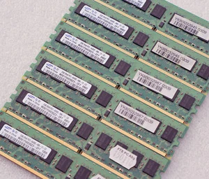 2GB RAM PC2-6400E-666-12 Samsung M391T5663QZ3-CF7 FSC Primergy TX150 Memory #S87 - Picture 1 of 1