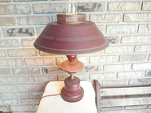 ANTIQUE 3 PC. CORDED ELECTRIC OIL LAMP 21 INCHES TALL STILL WORKS - Picture 1 of 12
