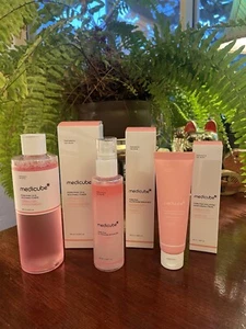 medicube PDRN BUNDLE Pink Toner 250ml, Serum Mist 100ml, Hyaluronic Cream 50ml - Picture 1 of 7