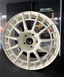 KIT 4 CERCHI IN LEGA RENAULT DA 17 MAK NTT K 5X114,3 7X17 ET 35 GLOSS WHITE - Imagen 1 de 6