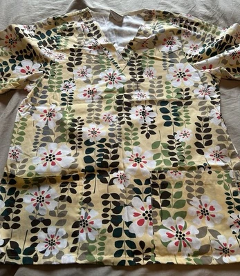 Women’s Tafford Floral Pattern V-Neck Scrub Top Size Small  - Image 1 of 4