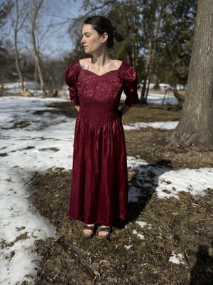 Vestido de graduación de satén Marlenes de los años 80 vintage talla grande  Foto 1 de 4