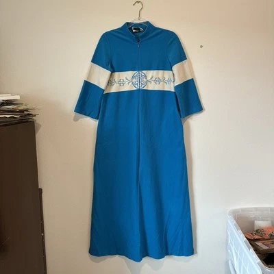 Sears Best Womens Nightgown Vintage Velvet Velour Pullover Long Blue Size 10 - Image 1 of 4