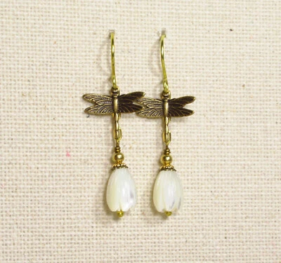 Ohrringe FRÜHLINGSBOTEN Blume Blüte weiß Frühling Blumenohrringe Libelle (2391) - Bild 1 von 4