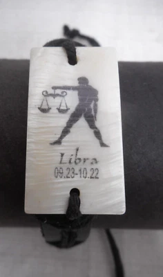 Pulseira LIBRA Zodíaco Couro Preto Retângulo Madrepérola Ajusta Astrologia - Imagem 1 de 4