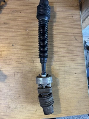 Eje de dirección inferior Suzuki Vitara Sidekick Geo Tracker Escudo 90-98 OEM Foto 1 de 3