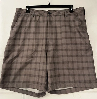 Pantalones Cortos de Golf Reebok Para Hombre Gris A Cuadros Frente Plano Rendimiento Informales Talla 42 Foto 1 de 4