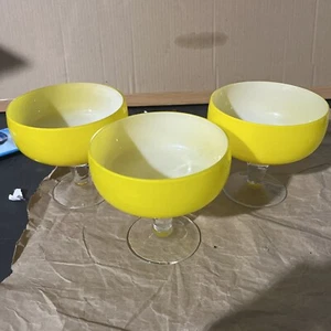 Mid Century EMPOLI CARLO MORETTI Italian Glass Yellow Cased 5" Footed Bowl - Picture 1 of 8