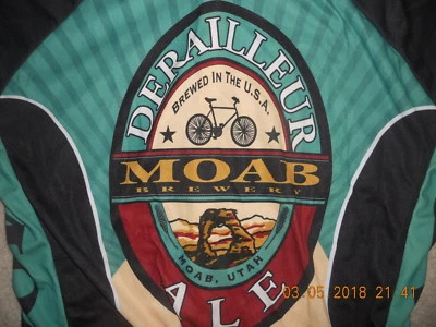 Camiseta Moab Brewery ciclismo bicicleta desviador Ale World camisas Utah 3 bolsos XXL - Imagem 1 de 4