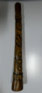 VINTAGE AUSTRALIAN WOODEN ABORIGINAL DIDGERIDOO CARVED SNAKE SERPENT MOTIFS - Picture 1 of 14