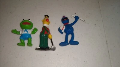 Sesame Street Muppet: Ernie, Grover, Babies Kermit The Frog 3 estatuillas Foto 1 de 4