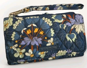VERA BRADLEY WRISTLET WALLET HUGE WALLET CARD SECTION BEAUTIFUL BLUE ROOMY... - Picture 1 of 13