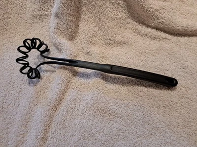 PAMPERED CHEF Spiral Whisk #2330 11" Black NYLON Cooking Utensil RETIRED  Used - Image 1 of 4