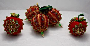 4er Set Vintage Handarbeit Weihnachten Stecknadel Ornamente - Bild 1 von 6