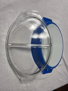 Vintage Pyrex Blue Divided Casserole Dish 1- 1/2 Quart Ovenware No Lid - Picture 1 of 9