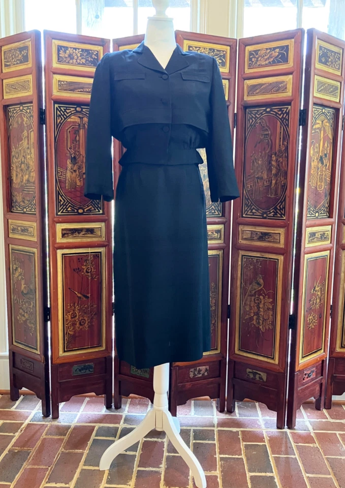 1950s Harzfelds Ladies Vintage Gray-Black Silk Jacket & Skirt Suit Blouson Style - Image 1 of 4