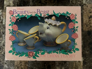 Vintage Disney Beauty & The Beast Toy China Set - Mrs Potts Complete Set - Picture 1 of 2