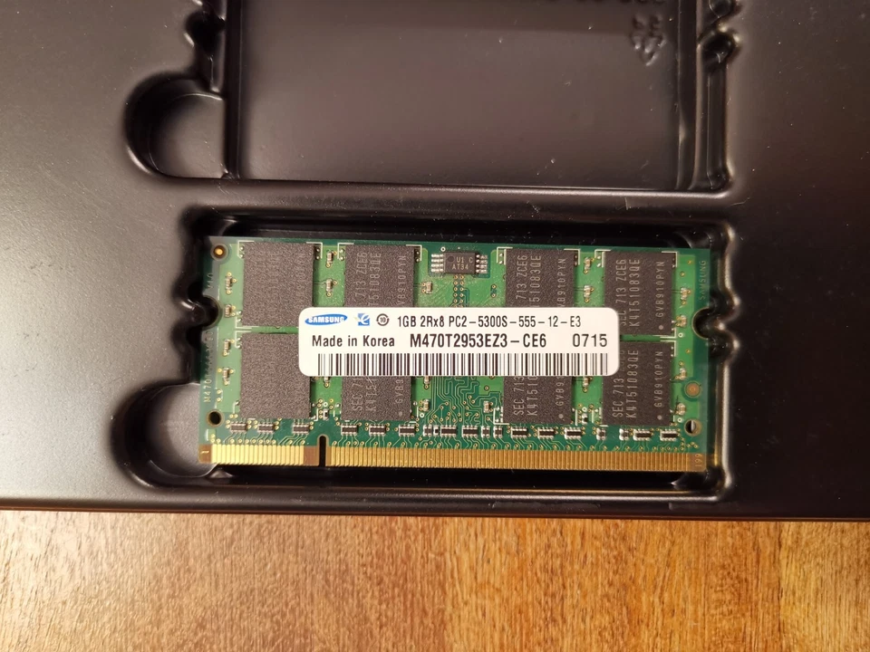 Memoria RAM Dimm Samsung 1GB PC2-5300 per portatile laptop - Immagine 1 di 1