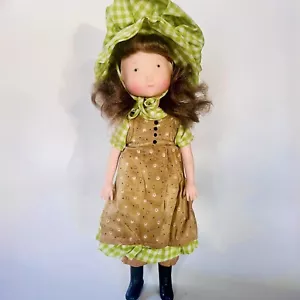 Holly Hobbie AMY 10”-11” Vinyl Doll Green Dress Vintage 1974 Knickerbocker Doll - Picture 1 of 10