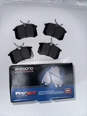 Volkswagen/Audi Akebono ACT340/ACT340A PRO-ACT CERAMIC REAR Brake Pads - Image 1 of 4