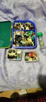 Big Bundle Of Mixed Button Craft Multicoloured new and used  - Image 1 of 4