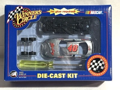🔥 CÍRCULO DE GANADORES #40 Sterling Marlin KIT DE COCHE FUNDIDO A PRESIÓN NASCAR 1:64 Foto 1 de 2