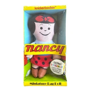 Vintage 1973 Nancy Knickerbocker Miniatur Stoff Stoff Stoffpuppe Comics Taiwan 6,5 Zoll lesen - Bild 1 von 9