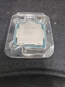 Intel Core I7 7700 CPU Processor (3.60 GHz, 4 Cores, FCLGA1151) SR338 Desktop - Photo 1/2