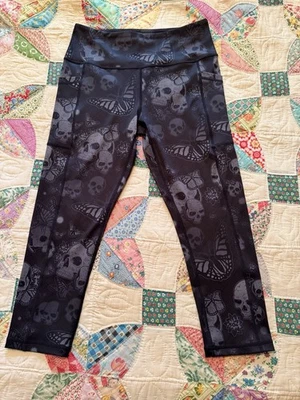 Brand New- CVG Women's Squat Proof Leggings Size S- Pretty Deadly Shadow Print - Image 1 of 4