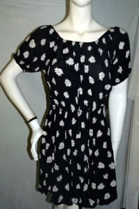 Faithfull the Brand Black White Floral Short Dress Size 6 - Picture 1 of 4