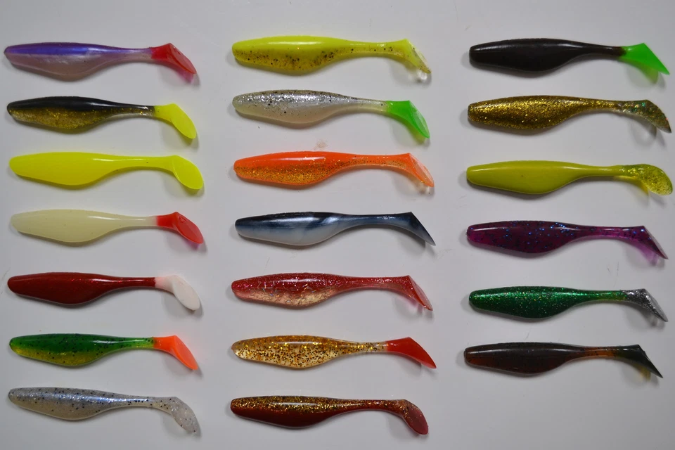 2 Stück Jenzi River Shad Kunstköder Gummifisch Größen 9, 12, 15, 20cm  30 Farben - Bild 1 von 1