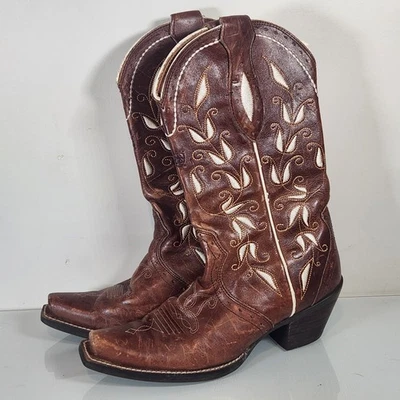 Botas vaqueras Ariat para mujer Bitterwater bordadas talla 6B 10006310 - Leer Foto 1 de 4