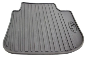 Alfombrilla trasera derecha Subaru Lagacy 2015-2019 goma para todo tipo de clima - Imagen 1 de 10