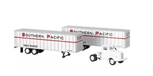 42231 HO Scale Bachmann Truck Cab w/2 Piggyback Trailers- Southern Pacific - Picture 1 of 1