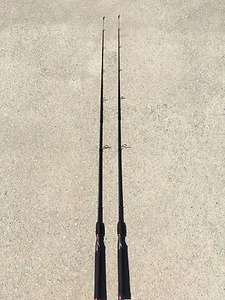 2 Shakespeare GX2 Ugly Stik 6'6" Medium Spinning Rods USSP662M (v) - Picture 1 of 8