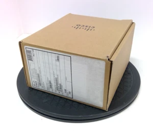 Cisco 562 Wireless Stereo Headset with Multibase Station CP-HS-WL-562-M-US - Zdjęcie 1 z 3