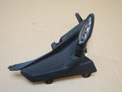 Aprilia SR GT 125 2022 17,486 miles right indicator and dashboard cover (14744) - Image 1 of 4