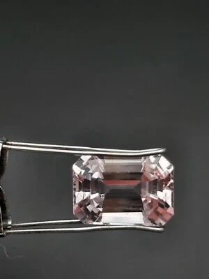 Pietra preziosa Kunzite 9.30 carati. - Immagine 1 di 4