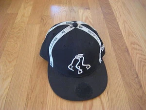 Boston Red Sox BASEBALL HAT black white socks logo cap New Era 59fifty 7 1/2 men - Picture 1 of 3