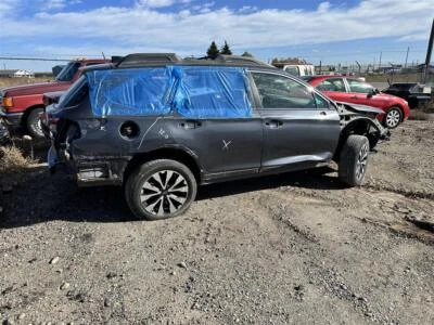 Used Rear Right Door Vent Glass Rear fits: 2016 Subaru Legacy Wagon w/privacy ti Foto 1 de 4