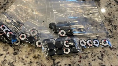 Самоклеящиеся сменные ножки Blackmagic Design Teranex упаковка из четырех штук. - Изображение 1 из 4