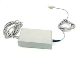 Original Nintendo Wii U Netzteil Konsole Stromkabel Ladekabel B-Zustand - Bild 1 von 2