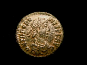 THEODOSIUS 1st. 379-395. AE 4. Siscia. VICTORIA AVGGG. Choice! - Picture 1 of 2