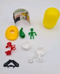 Kinder Vintage Mexico World Cup PIQUE 1986 Unassembled Toy Football A7 - Picture 1 of 5