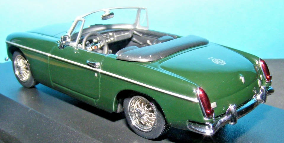 Rodas de arame verde MGB 1800 Roadster 1962 em BR Maxichamp nova edição 1:43RD. . - Imagem 1 de 4