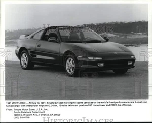 1991 Press Photo Toyota "MR2 Turbo" car model - pia06567 - Picture 1 of 2