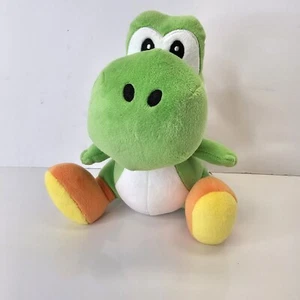 Nintendo 8 Zoll grüner Yoshi mit Schildkrötenpanzer Plüschtier Stofftier Puppe Super Mario Bros 2017 - Bild 1 von 8
