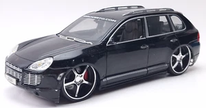 Maisto Playerz Porsche Cayenne Turbo 1:18 Diecast BLUE Model SUV *DAMAGED* - Picture 1 of 17