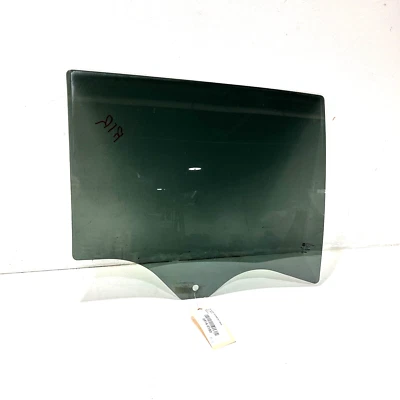 ОРИГИНАЛЬНОЕ СТЕКЛО ОКНА ЗАДНЕЙ ПРАВОЙ ПАССАЖИРСКОЙ ДВЕРИ GMC TERRAIN 2018–2023 - Изображение 1 из 4